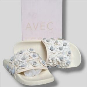 New Avec Les Filles Stella Floral Slip On White Floral Sandals 6
